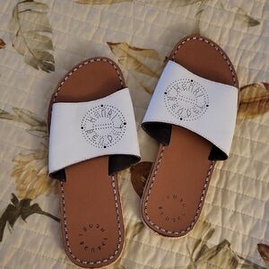 Henri Bendel White and Brown Slide Sandals